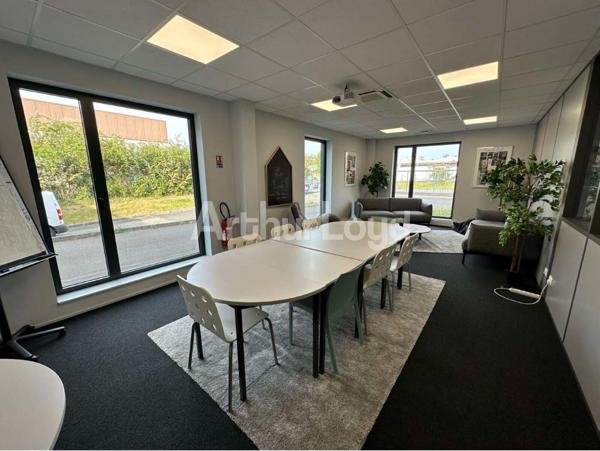 Bureaux modernes et lumineux à vendre - Accessibilité optimale et prestations haut de gamme