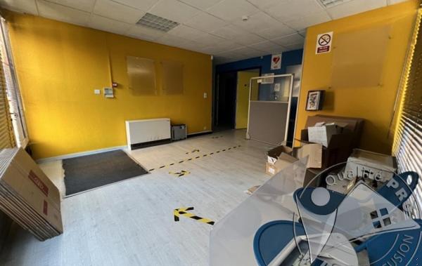 Vente Immeuble Espace bureaux + appartement T4 Mende   