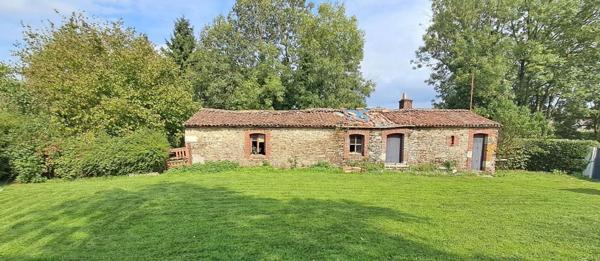 Maison de campagne  3 chambres 2 salle d'eau Garage terrain clos