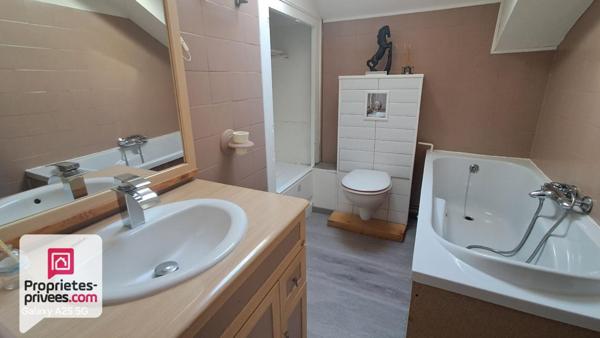 Maison de campagne  3 chambres 2 salle d'eau Garage terrain clos