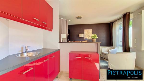 Local commercial PMR de 45m² - Coeur Tassin Le Phare - Sans travaux - Garage en SUS