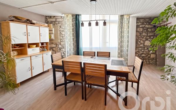 Maison à vendre    6 pièces •  Bollène