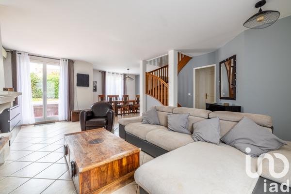 Maison à vendre 7 pièces 144 m² Longjumeau