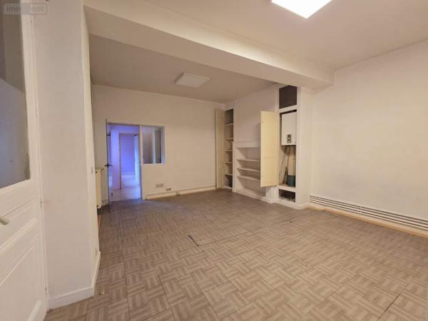 Fonds et/ou murs commerciaux à vendre à Pont-Audemer dans l'Eure (27500), ref : 065/319   
Centre ville