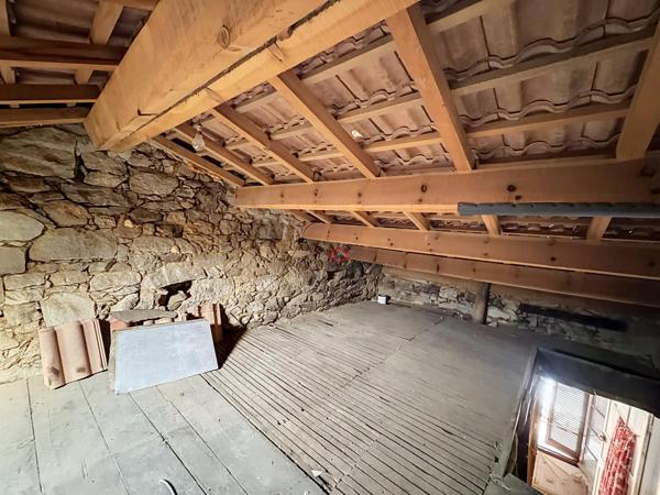 Maison de village en pierre à rénover- Bastelica