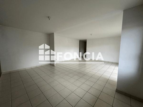 Location Appartement 5 pièces 107.91 m² - 7 RUE DE BAMMEVILLE Rouen 76100