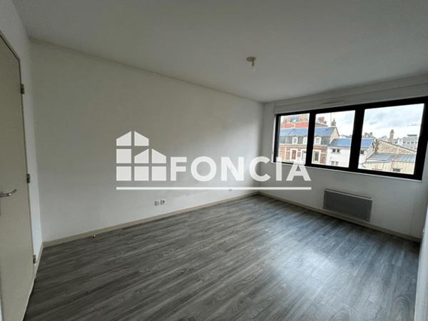 Location Appartement 5 pièces 107.91 m² - 7 RUE DE BAMMEVILLE Rouen 76100