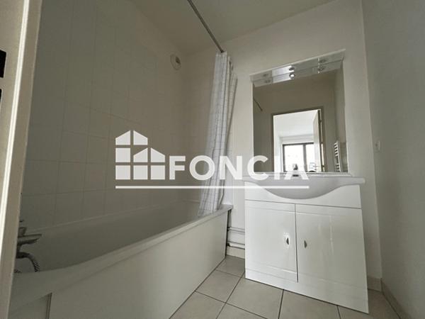 Location Appartement 5 pièces 107.91 m² - 7 RUE DE BAMMEVILLE Rouen 76100