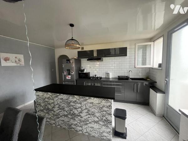 MAISON AVEC DEUX APPARTEMENTS