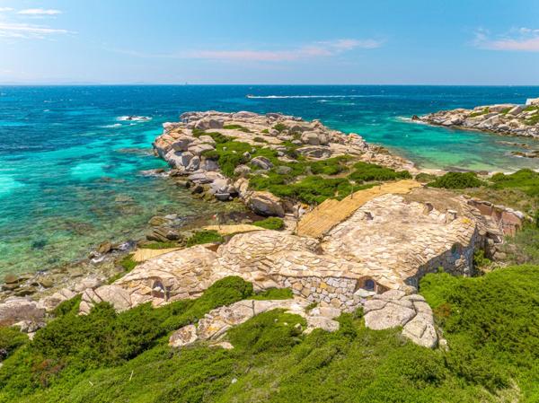 Vente Villa de luxe Bonifacio 8 Pièces 300 m²