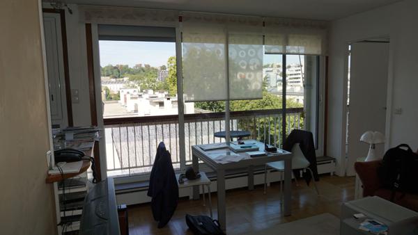 TRES BEAU 2 PIECES MEUBLE DERNIER ETAGE CALME SANS VIS A VIS