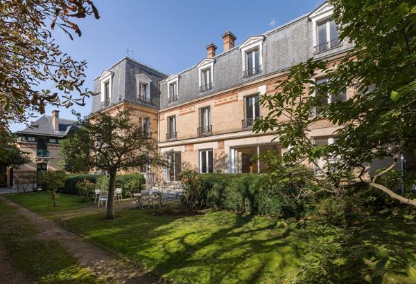 Vente Hôtel particulier Paris 16 20 Pièces 600 m²