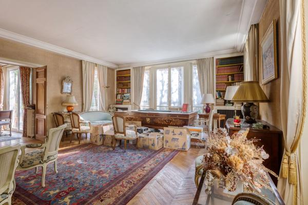 Vente Hôtel particulier Paris 16 20 Pièces 600 m²