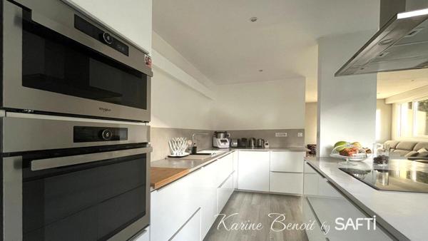 Une maison dans les bois, pour les amoureux de la nature!