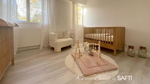 Une maison dans les bois, pour les amoureux de la nature!