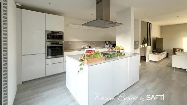 Une maison dans les bois, pour les amoureux de la nature!