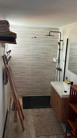 Vente
                Appartement58 m² - 2 Pièces -
                    97190 (97190)