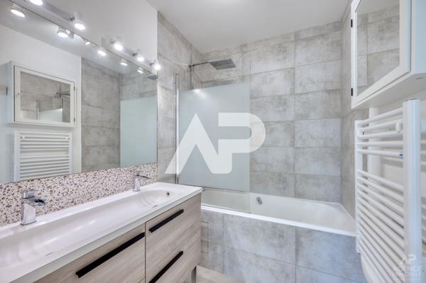 Appartement Rueil Malmaison 3 pièce(s) 76,35m2 €530 000 ** - Référence 19287