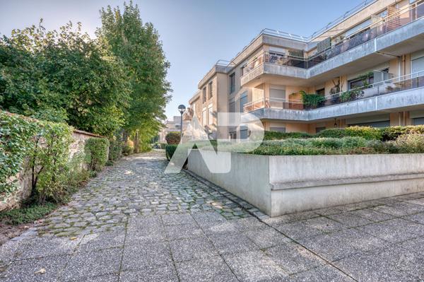 Appartement Rueil Malmaison 3 pièce(s) 76,35m2 €530 000 ** - Référence 19287