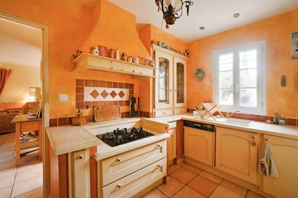 Maison à vendre 6 pièces SAINT PAUL TROIS CHATEAUX (26)