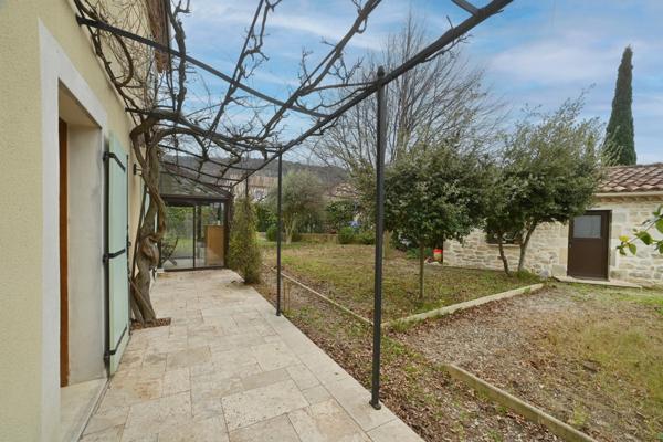 Maison à vendre 6 pièces SAINT PAUL TROIS CHATEAUX (26)