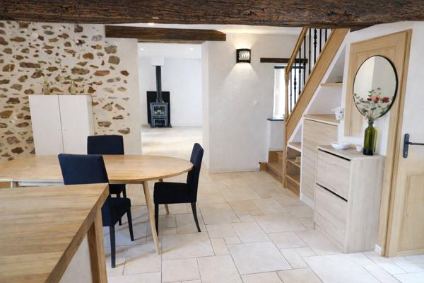 Ensemble immobilier loué / Montjean-sur-Loire / Proche bords de Loire