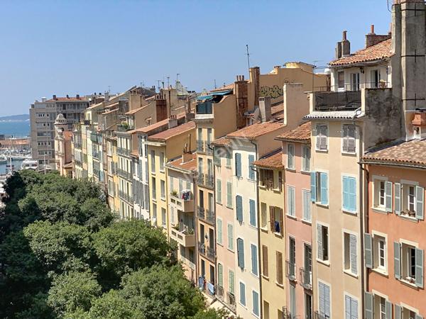 Appartement Toulon de 3 pièces de 64.45 m² avec balcon .