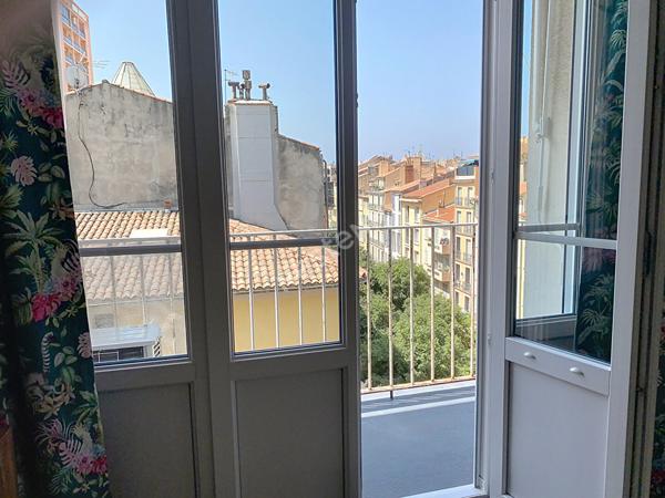 Appartement Toulon de 3 pièces de 64.45 m² avec balcon .