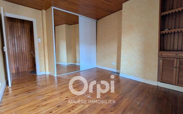 Maison à louer    3 pièces •  Les Martres-de-Veyre