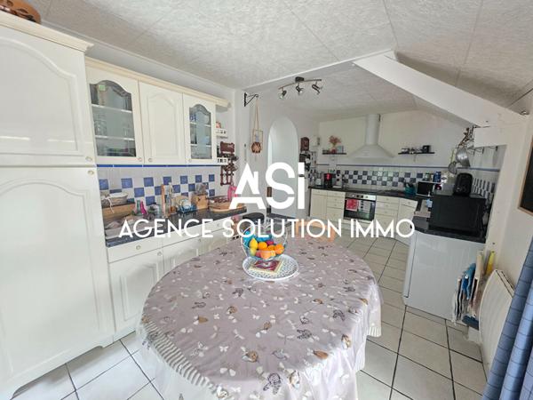 Belle longère de 173m² sur la commune de Courcité