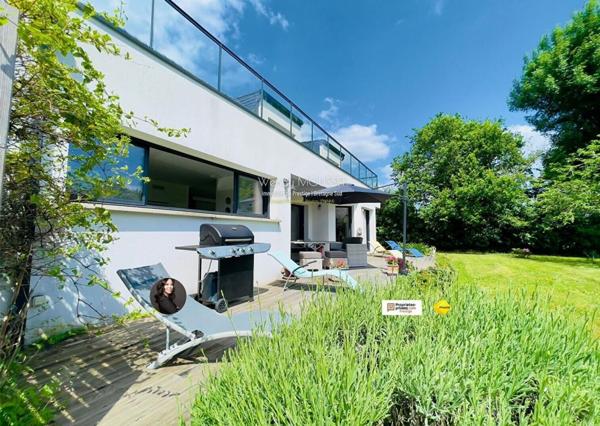 Splendide maison contemporaine à proximité immédiate de la plage