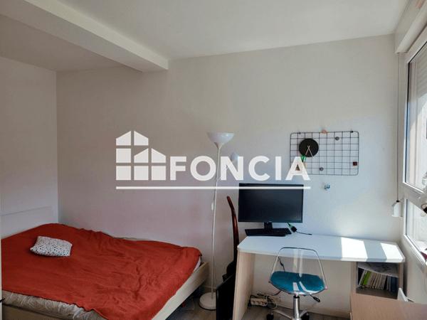 Location Appartement 2 pièces 48.41 m² - 8 PLACE CROIX DE BOURGOGNE Nancy 54000