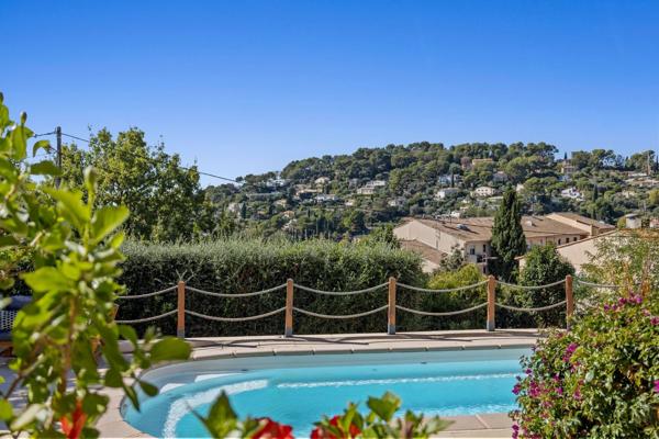 Magnifique villa traditionnelle entièrement rénovée à Mougins