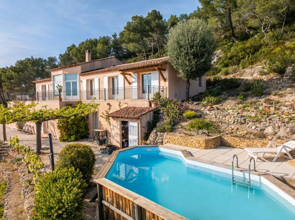 Vente Maison de luxe La Cadière-d'Azur 8 Pièces 180 m²