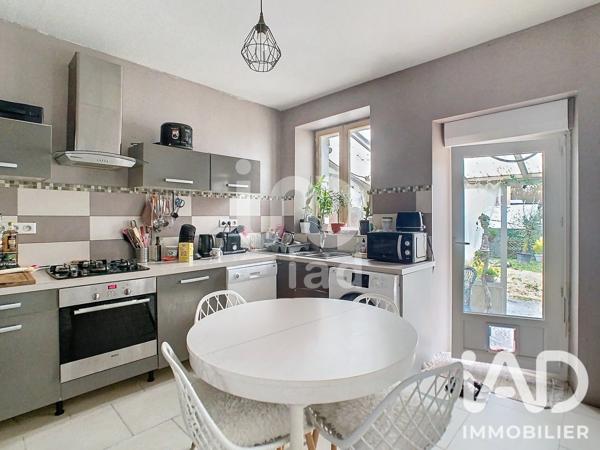 Maison à vendre 7 pièces 174 m² Fère-Champenoise
