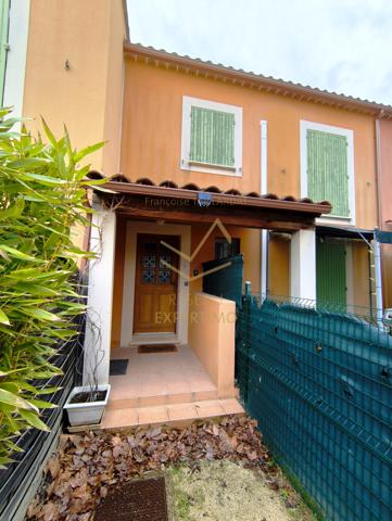 L'Isle-sur-la-Sorgue (84800) Maison récente en R+1 avec terrasse et place de parking extérieure nominative