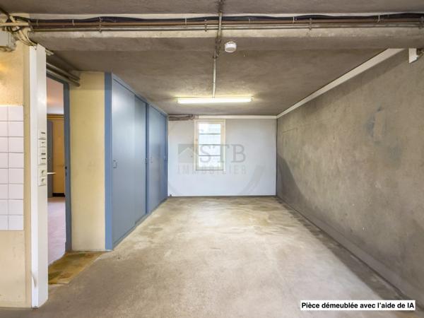 Maison familiale avec annexes et jardin à Privas