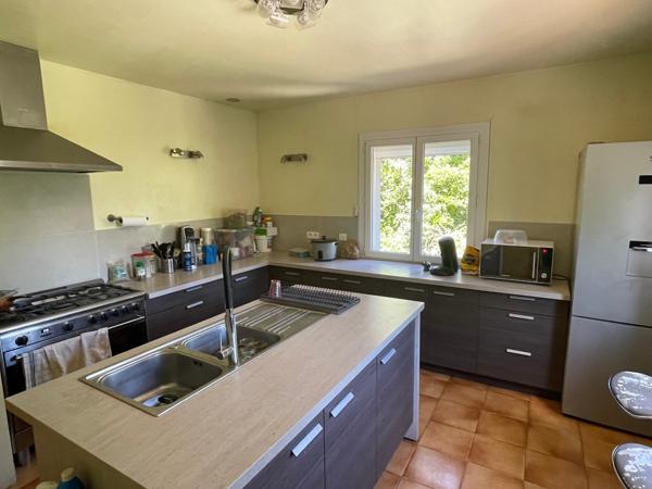 Propriété de type 7 de 172m²