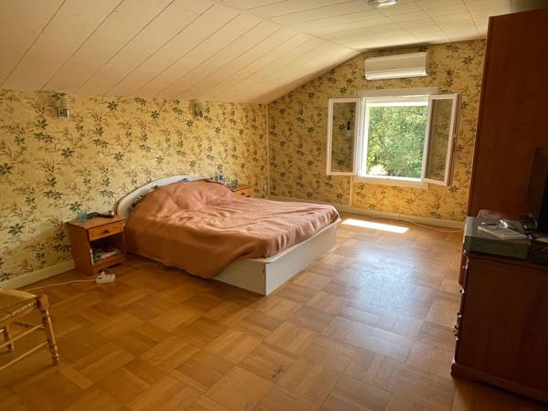 Propriété de type 7 de 172m²