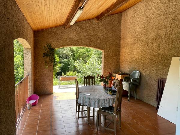 Propriété de type 7 de 172m²