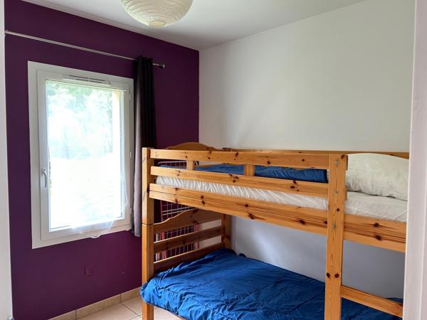 GÎTES + Maison avec piscine