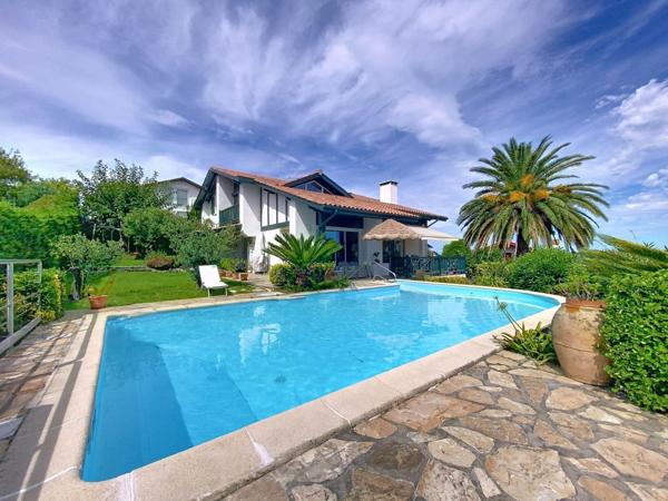 Vente Maison de luxe Saint-Jean-de-Luz 7 Pièces 230 m²