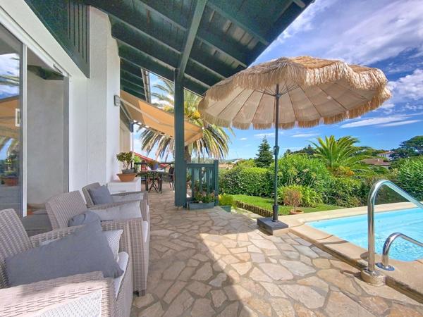 Vente Maison de luxe Saint-Jean-de-Luz 7 Pièces 230 m²
