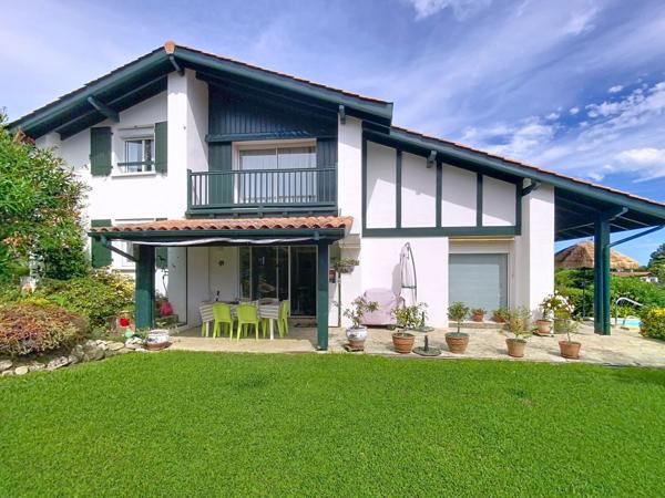 Vente Maison de luxe Saint-Jean-de-Luz 7 Pièces 230 m²