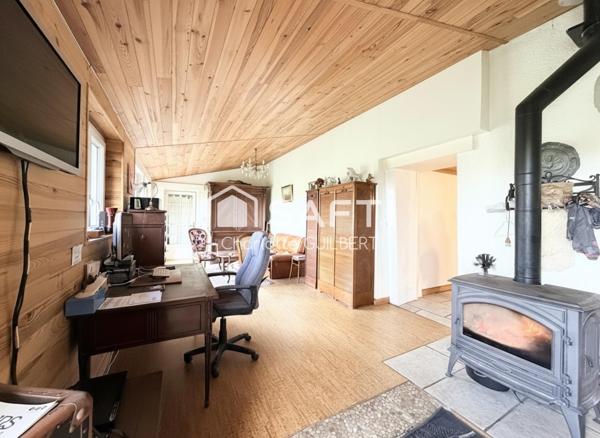 Propriété, avec gîte et prairie