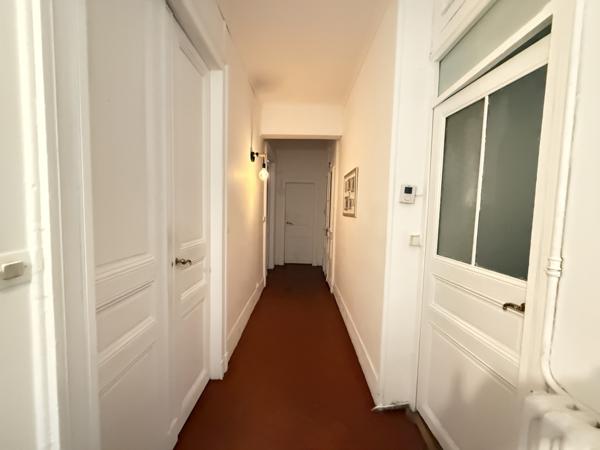 Montpellier (34000) Montpellier – Centre-ville / grand appartement haussmannien de plus de 140 m² – 6 chambres