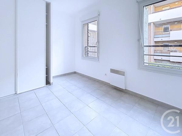 Appartement F3 à vendre  3 pièces - 65,71 m2 AVIGNON - 84