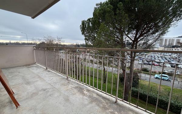 Appartement à louer    6 pièces •  Toulouse