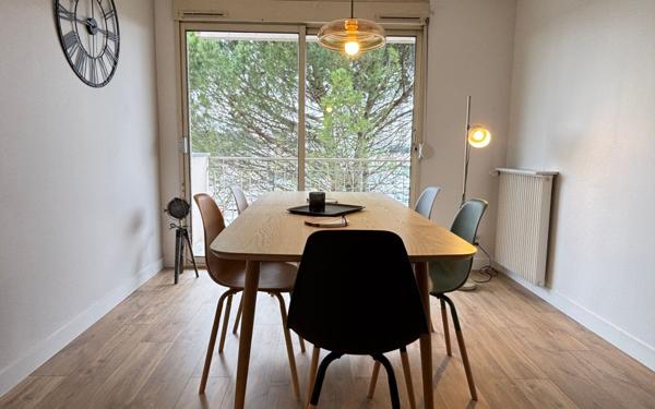 Appartement à louer    6 pièces •  Toulouse