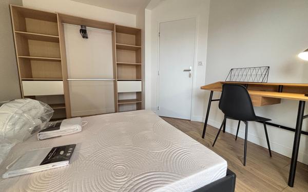 Appartement à louer    6 pièces •  Toulouse